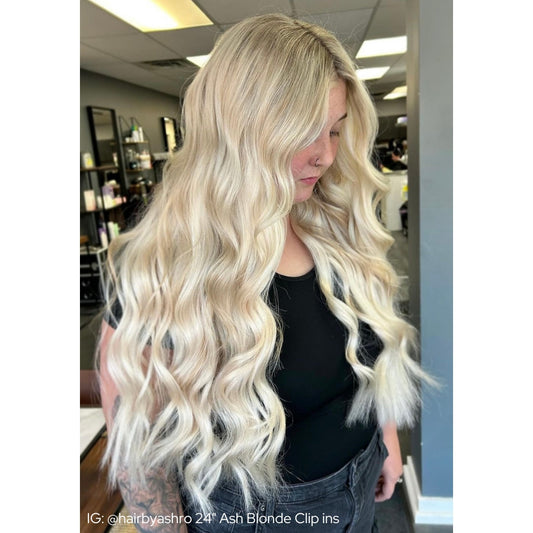 Ash Blonde (60) 22" 220g - Clip-Ins