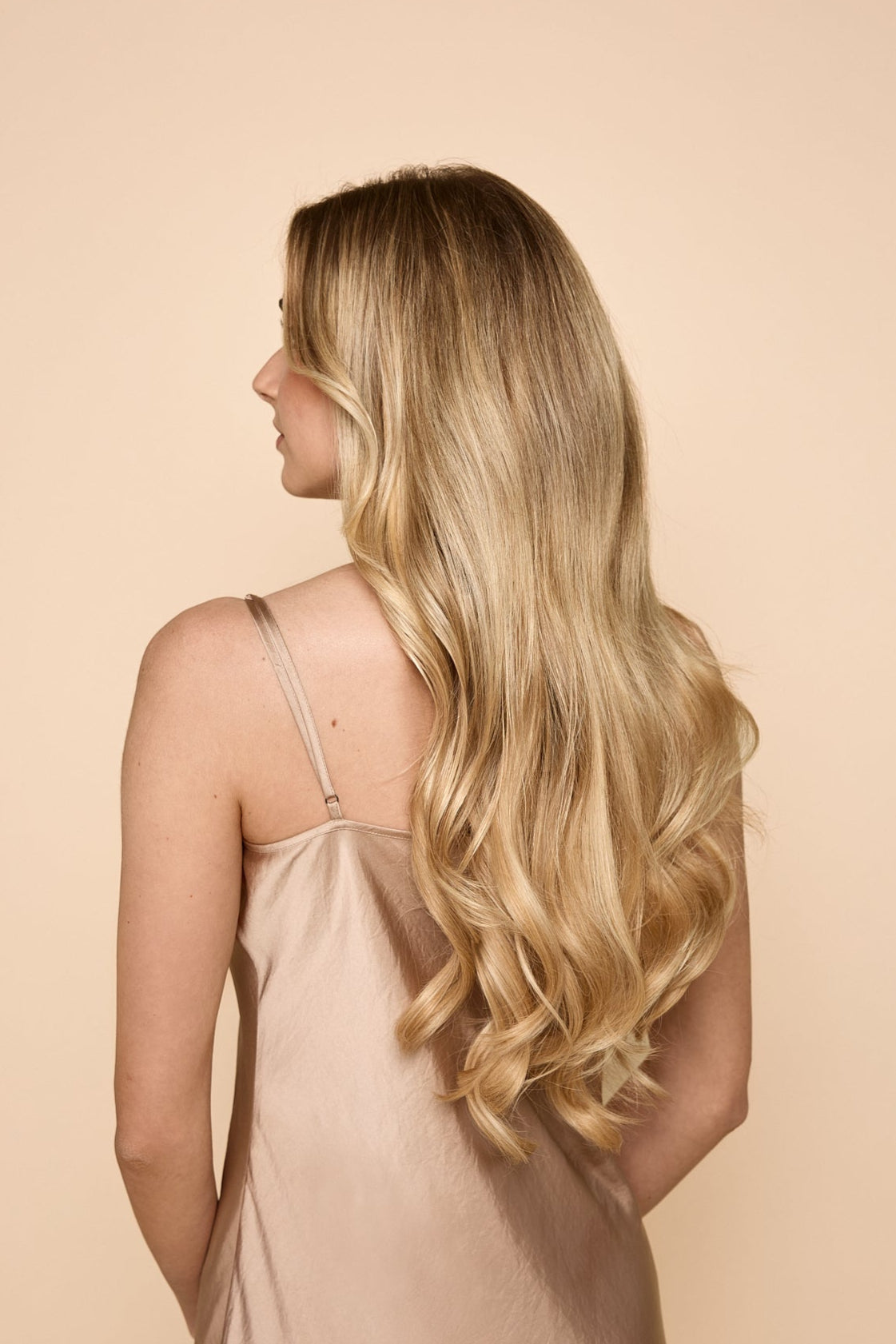 Dirty Blonde (#19C) Invisible Tape 20" (25g)