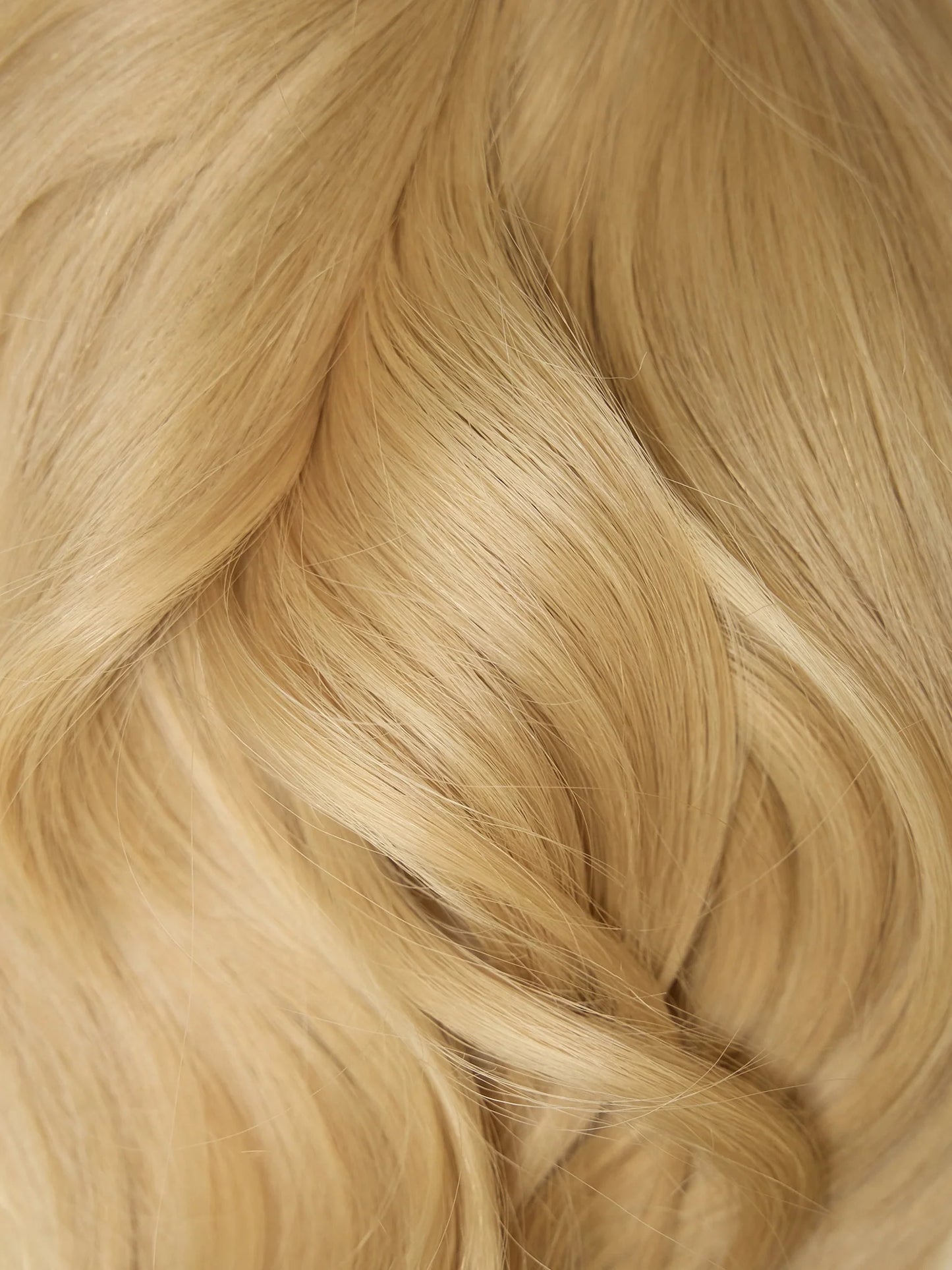 Dirty Blonde (19C) 100g Weft